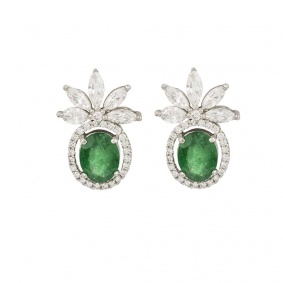 18k White Gold Diamond and Emerald Earrings